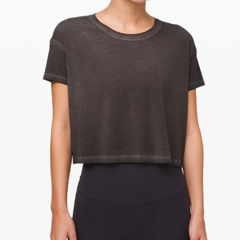 Lululemon Cates tee